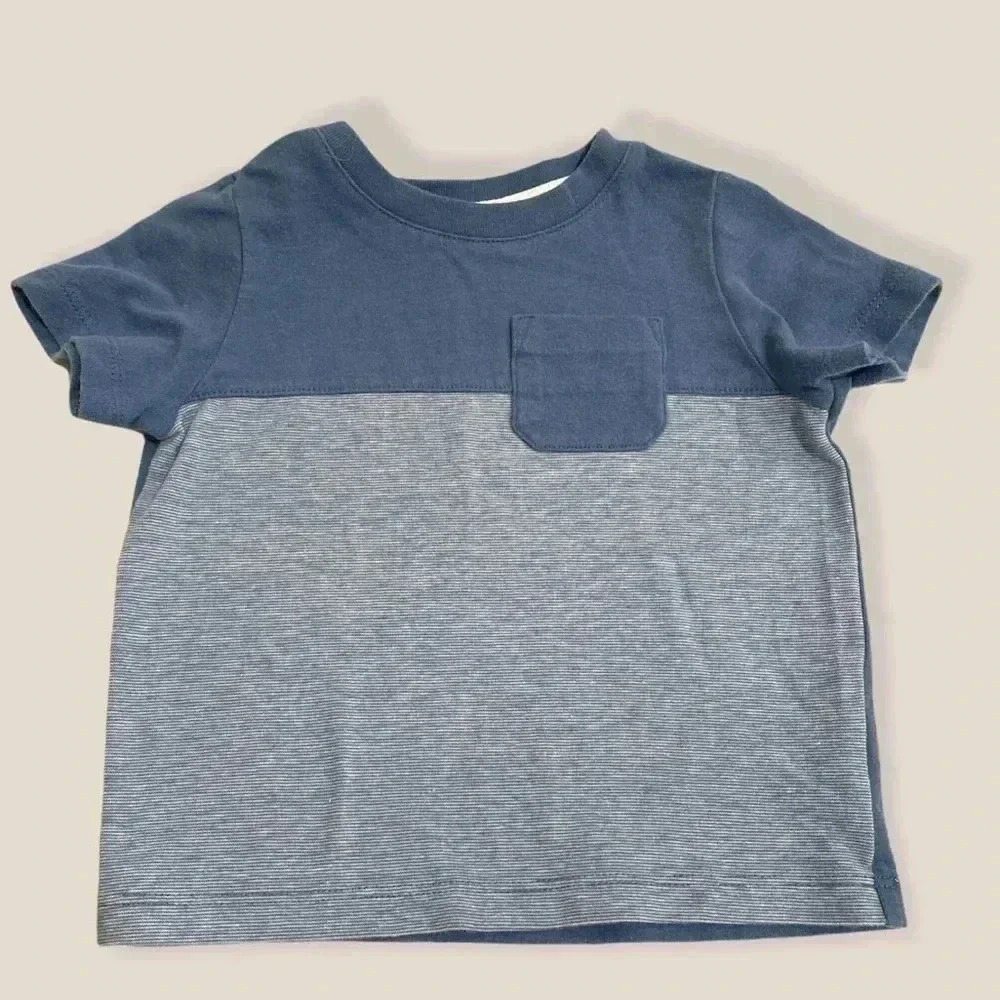 Cat & Jack T-shirt